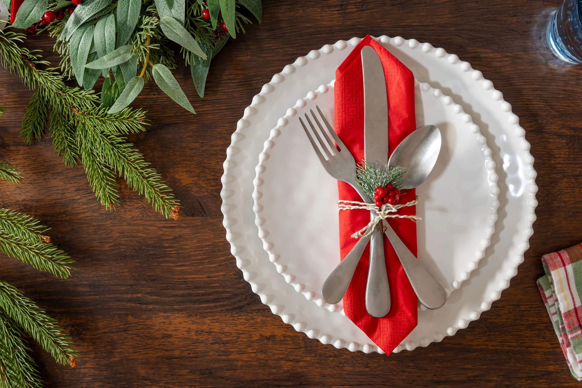 Merritt Designs Beaded Pearl Holiday Melamine Tableware